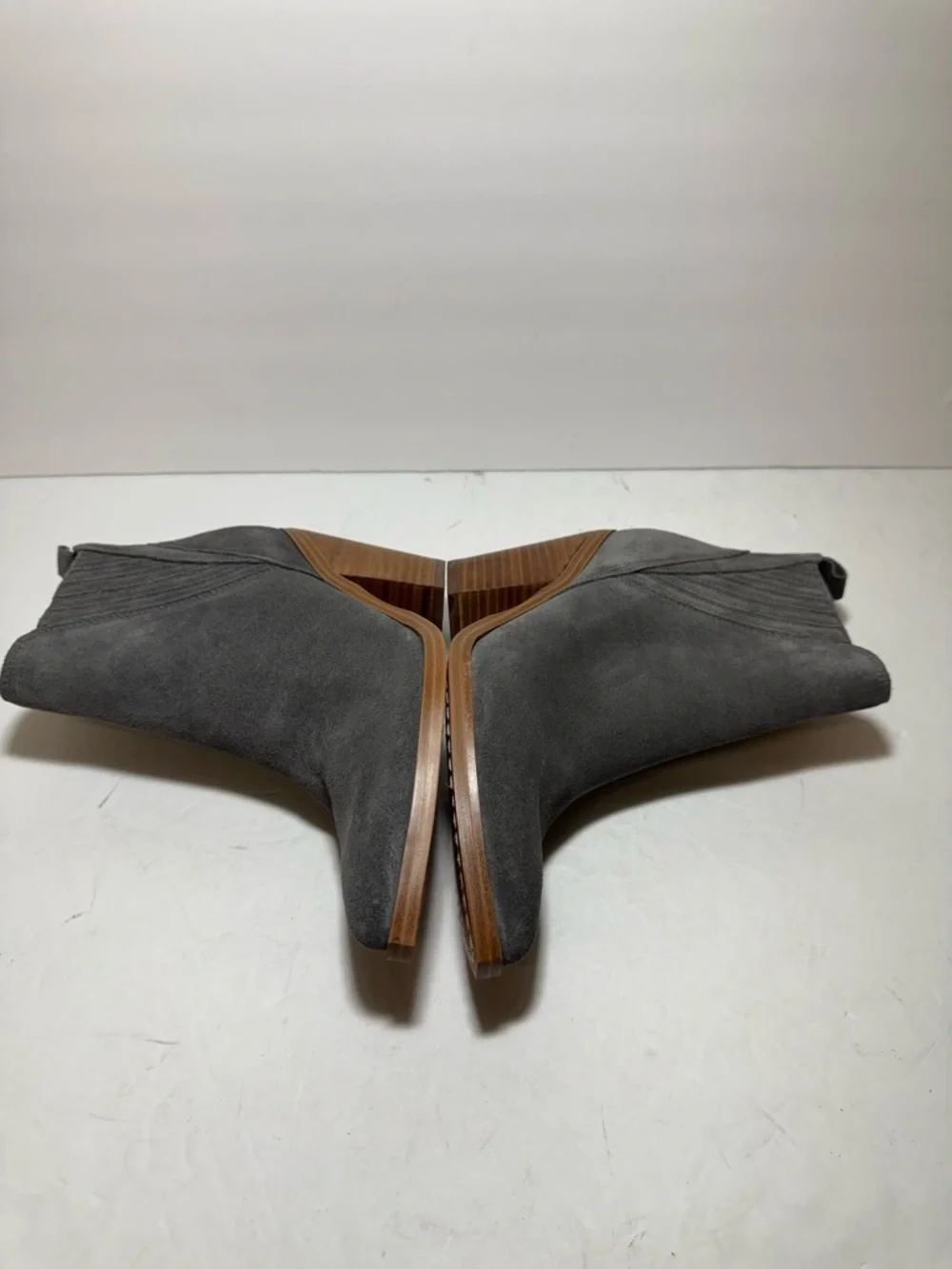 New Marc Fisher Women's Gadri Grey Suede Leather Western Ankle Booties Size 7